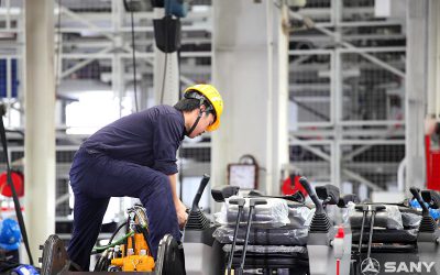 老司机都必须掌握的液压挖掘机的行驶和转向